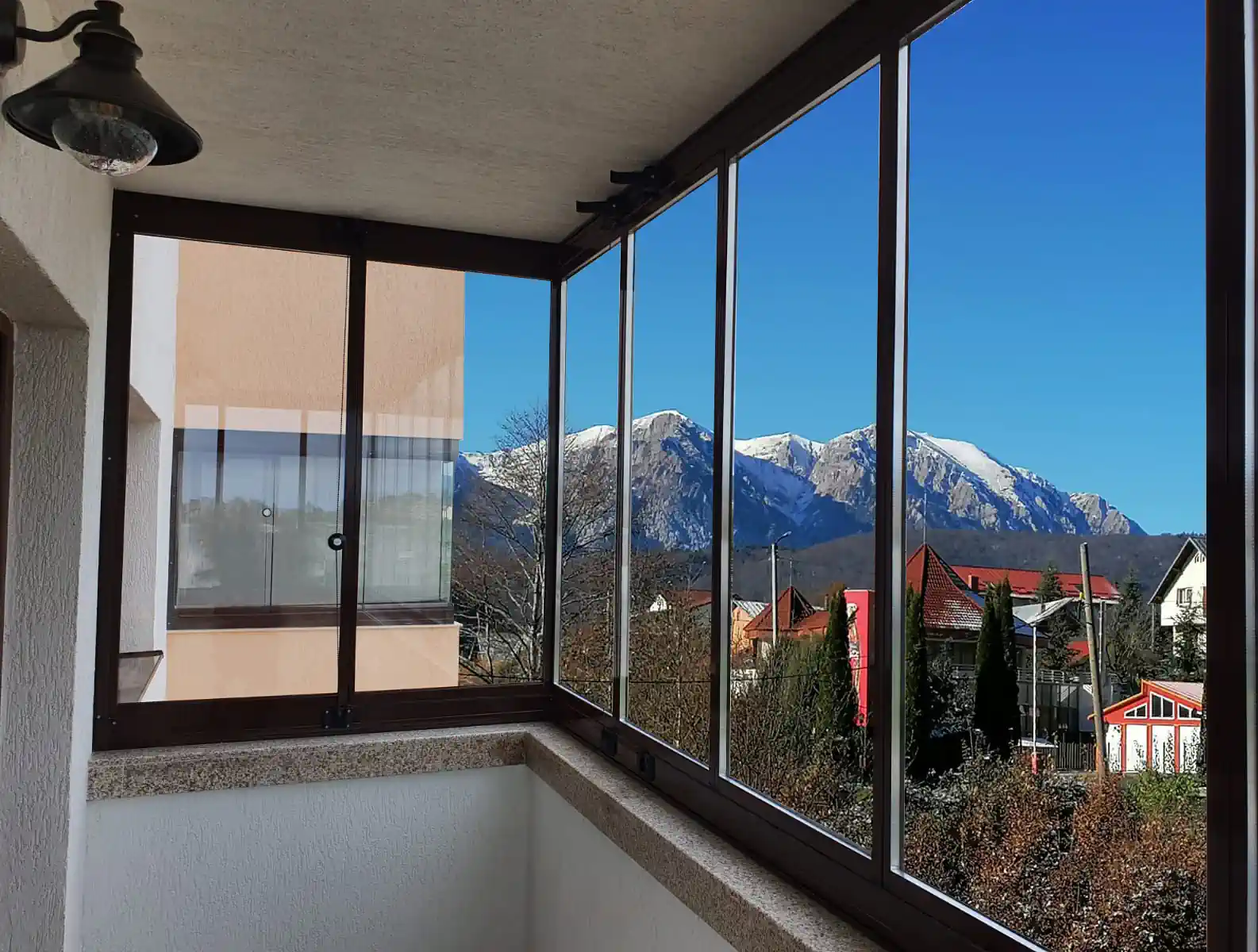 inchidere balcon cu sistem de sticla VALEDO ICS